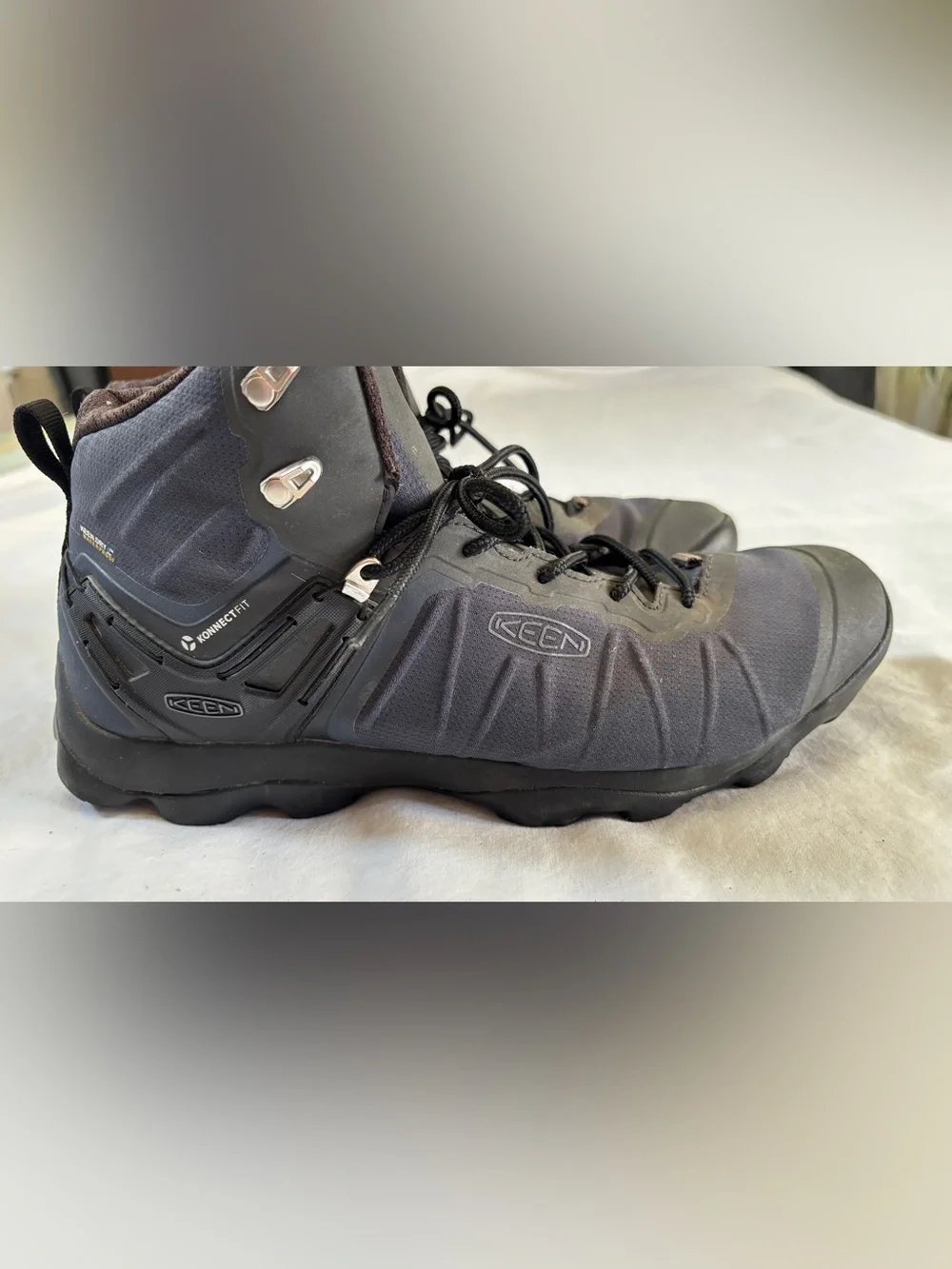 KEEN Men’s Waterproof Hiking Boots KonnectFit Black Size 12 EU 46